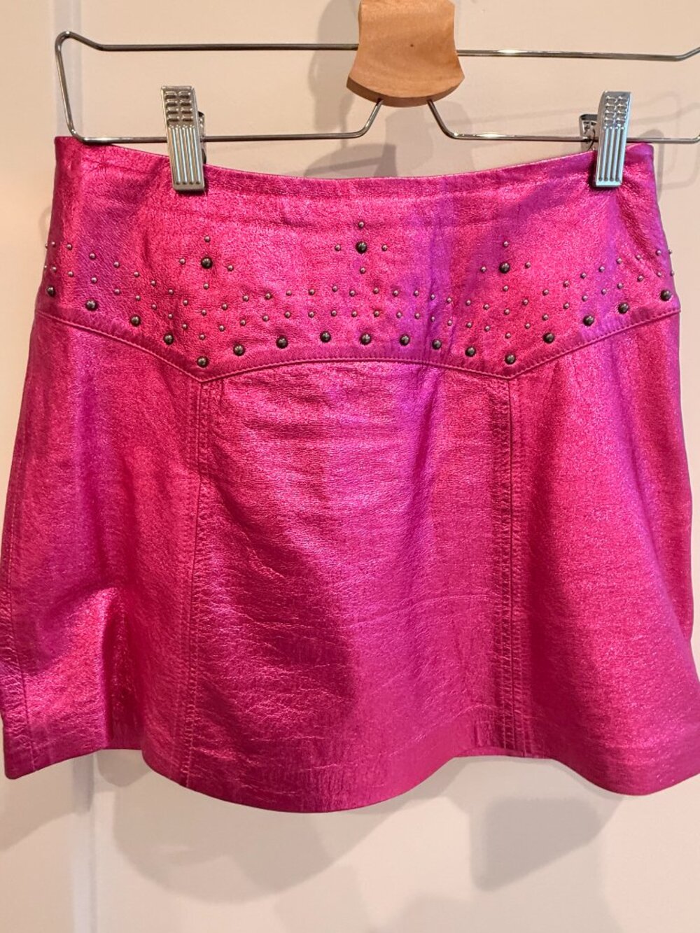 Idyllwind Hot Pink Genuine Leather Skirt with Studs - Picture 4 of 6